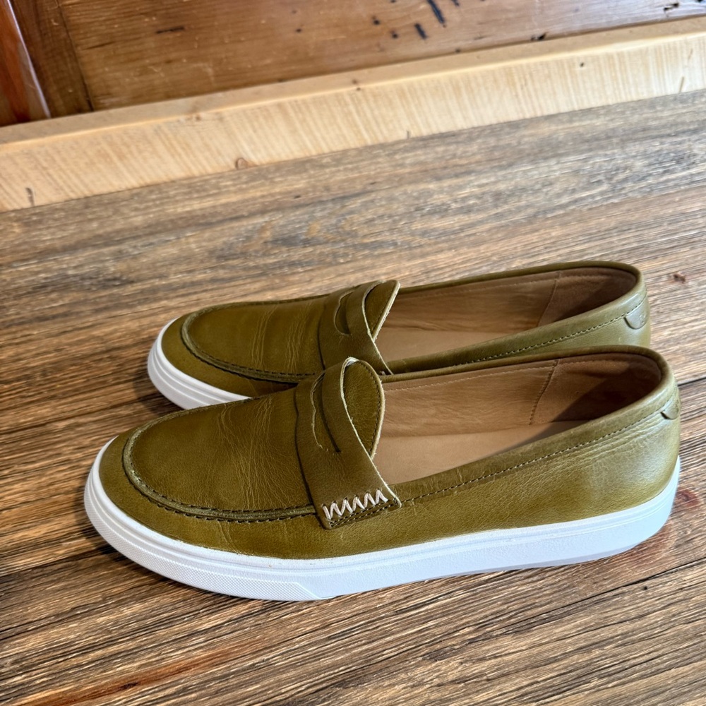 Patina leather Olive Green Slip-On Loafers - Picture 6 of 11